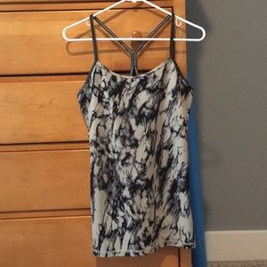 Lululemon tank top with built in bra